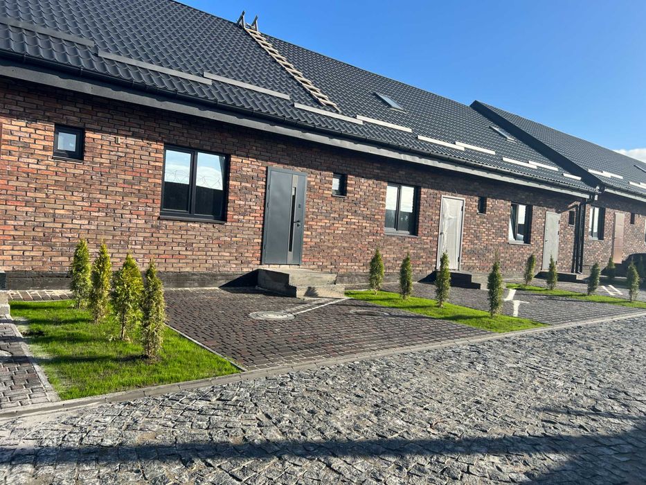 Квартира в таунхаусі з двориком і парковкою 86м2(Відео)РОЗТЕРМІНУВАННЯ