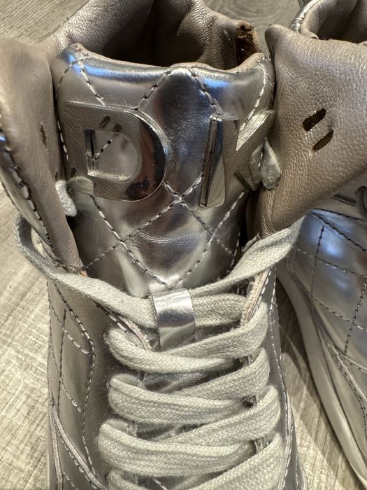 DKNY tenis Bota Metalizado Novos mulher