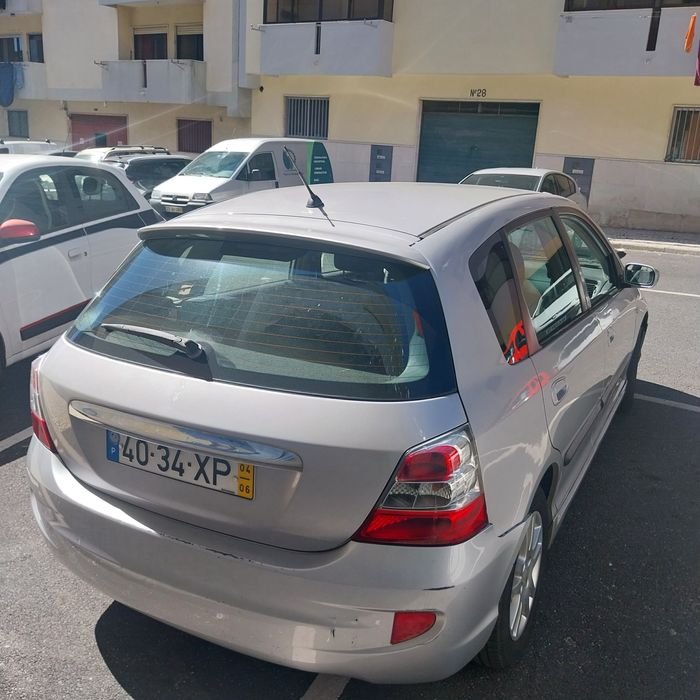 Honda civic 1.4i de 2004 - ler com atenção