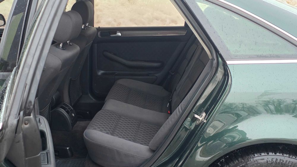 Audi A6 2003року 2.5дизель Автомат в дуже гарному стані