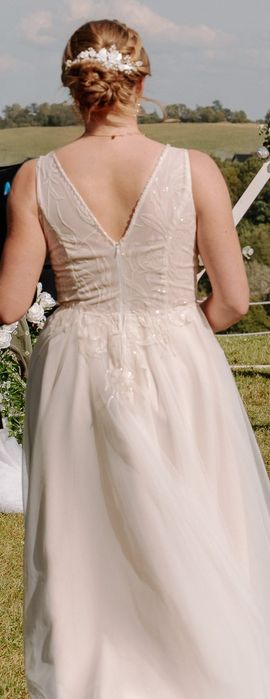 Suknia ślubna ecru roz.40/42