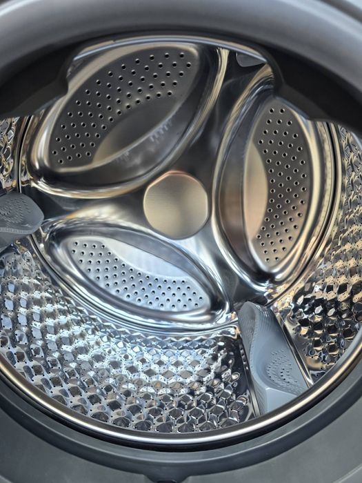 Вузька пральна машинка Koenic KWM 8142 A INV  на 8кг!2024 рік