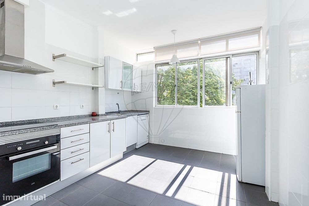 Apartamento T3 para arrendamento