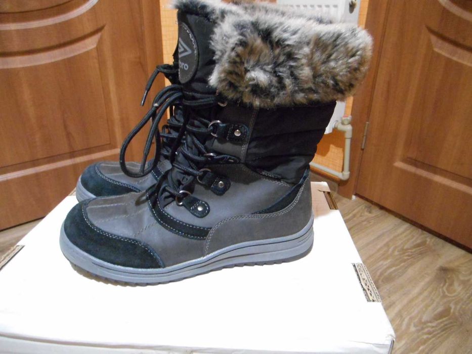 Сапоги,ботинки,размер 37.