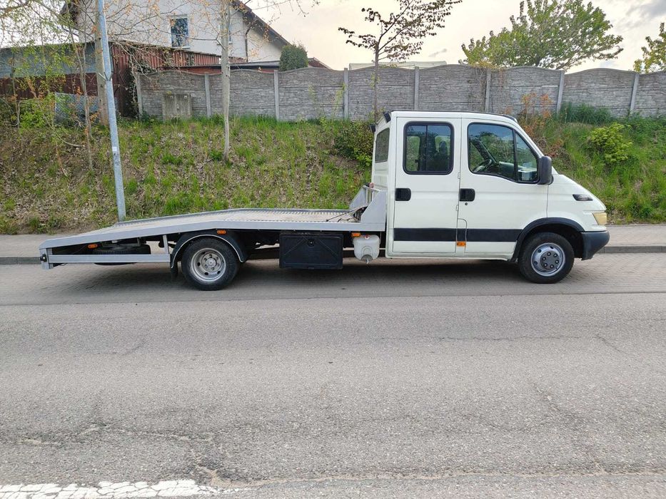 Auto Laweta Iveco Daily 2.3