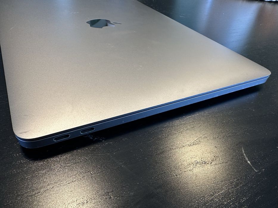 MacBook Pro 13 model A1708