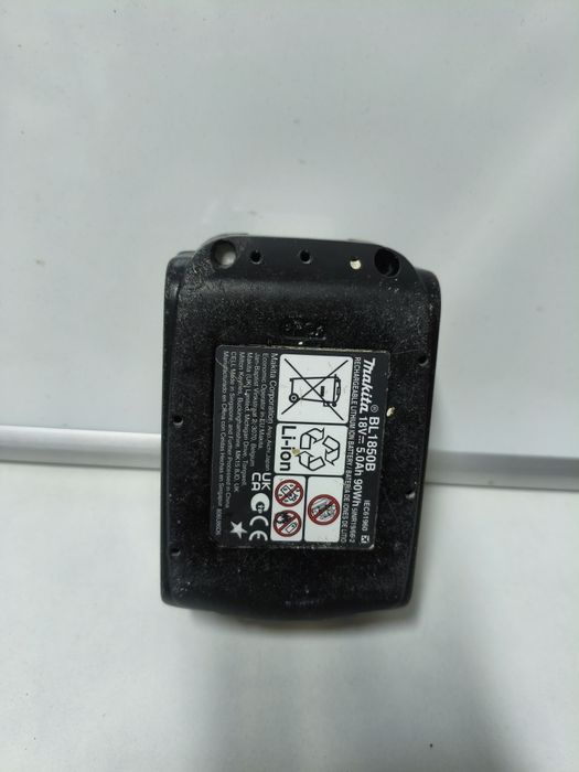 Oryginalna bateria Makita 5.0Ah BL1850B. 

O tym że bateria jest orygi