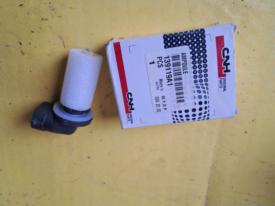 Лампочка 139119 А 1 CNH