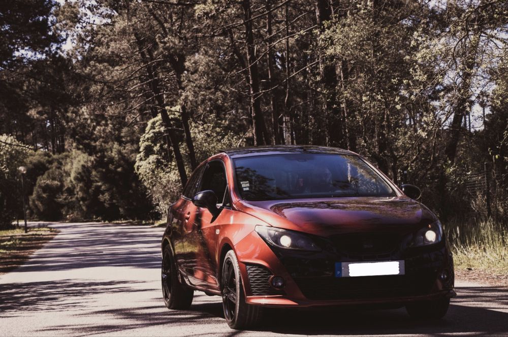 Seat Ibiza Bocanegra Cupra 1.4 TSI 180cv DSG7 - NACIONAL