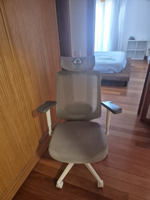 Cadeira TOP  de escritório