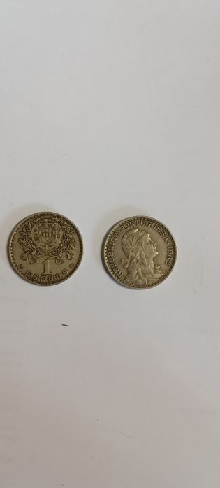 Moedas de 1 escudo