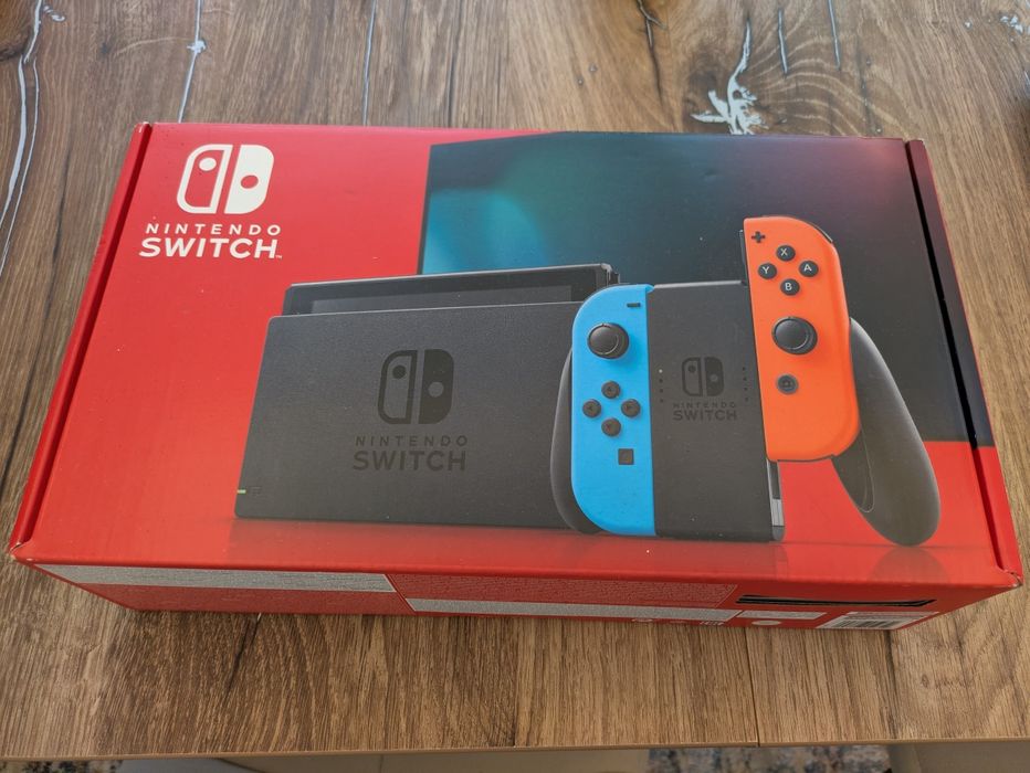 Nintendo Switch Neon