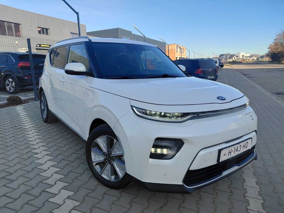 KIA SOUL 2019 рік Автомат Електро 64 kWh 204 к.с Свіжа з Нідерландів
