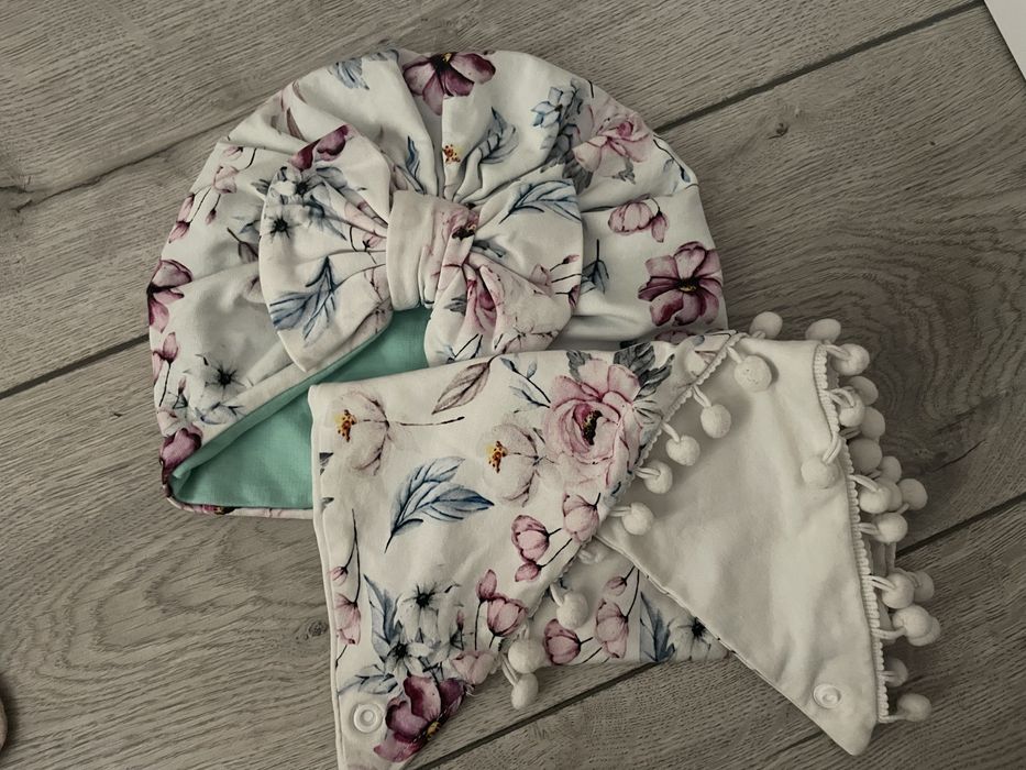 Шапочка ддя дівчинки