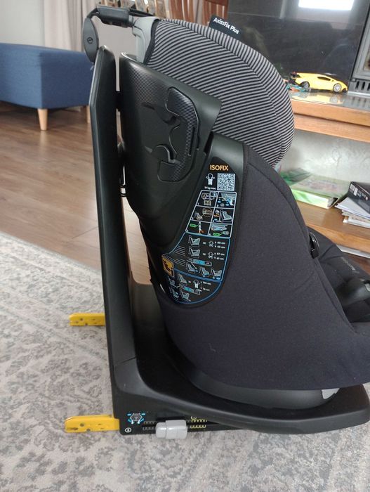 Fotelik samochodowy Maxi-Cosi OBROTOWY