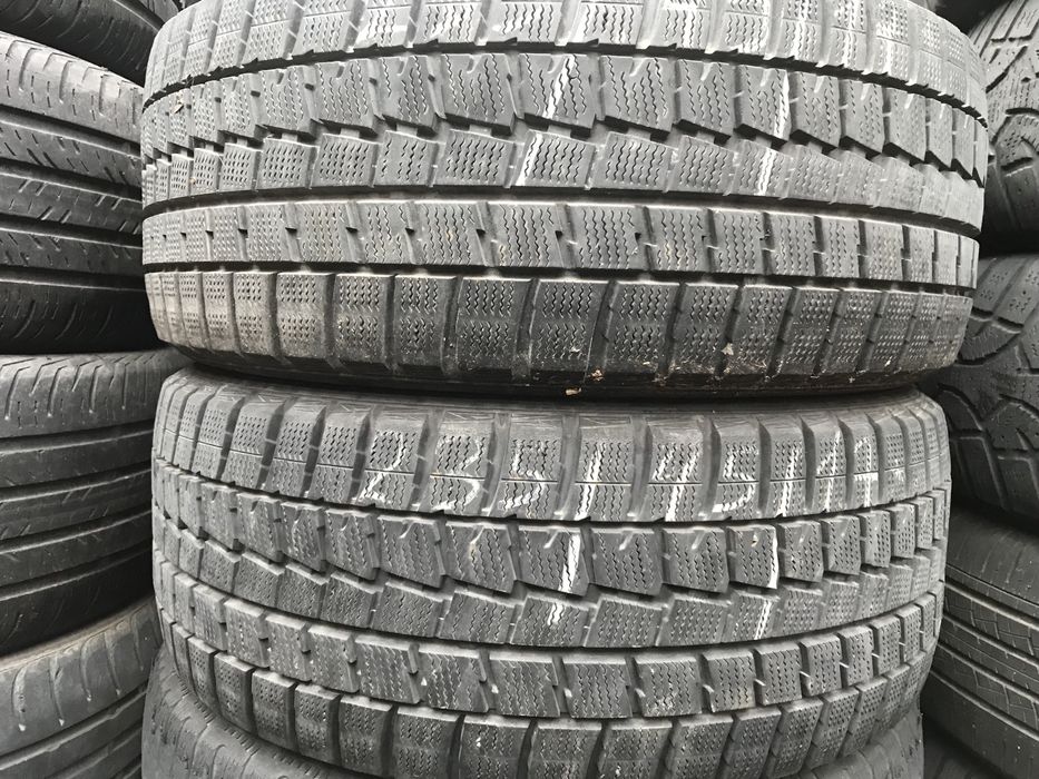 235/45/17 Dunlop winter maxx