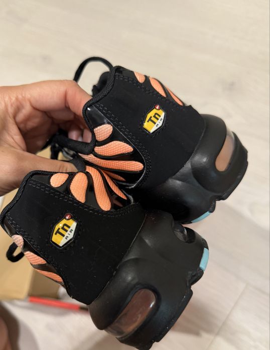 Кросівки nike air max plus