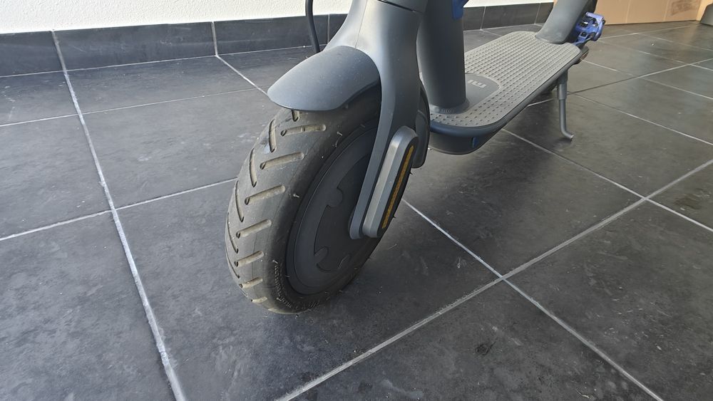 Trotinete elétrica Xiaomi Mi Scooter 3 NOVA