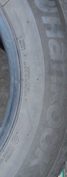 Продам шини 235/65  R17 4,5-4,8 мм