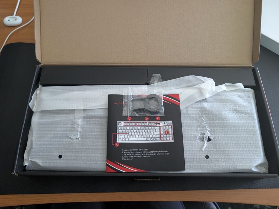 Teclado mecânico Cooler Master Storm Quick fire TK