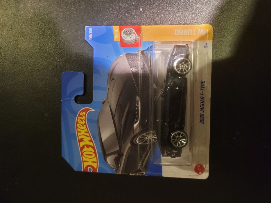 Hot wheels jaguar f-type