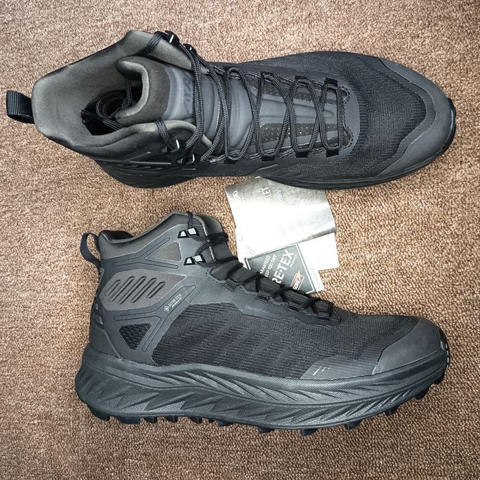 37-48,5. Тренінгові черевики Lowa Fortux GTX QC Black