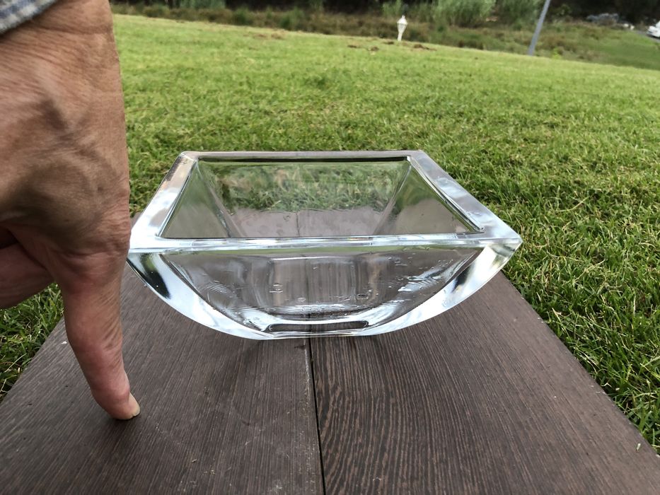 Floreira, Centro de mesa em vidro grosso