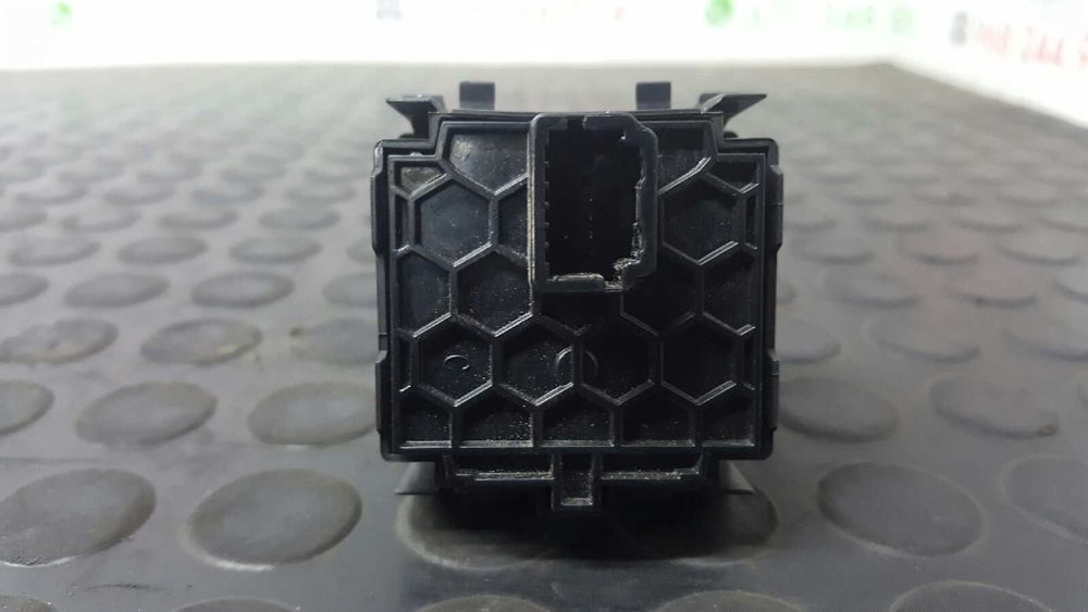 CONTROLE DE AJUSTE DE LUZES RENAULT CLIO IV BUSINESS