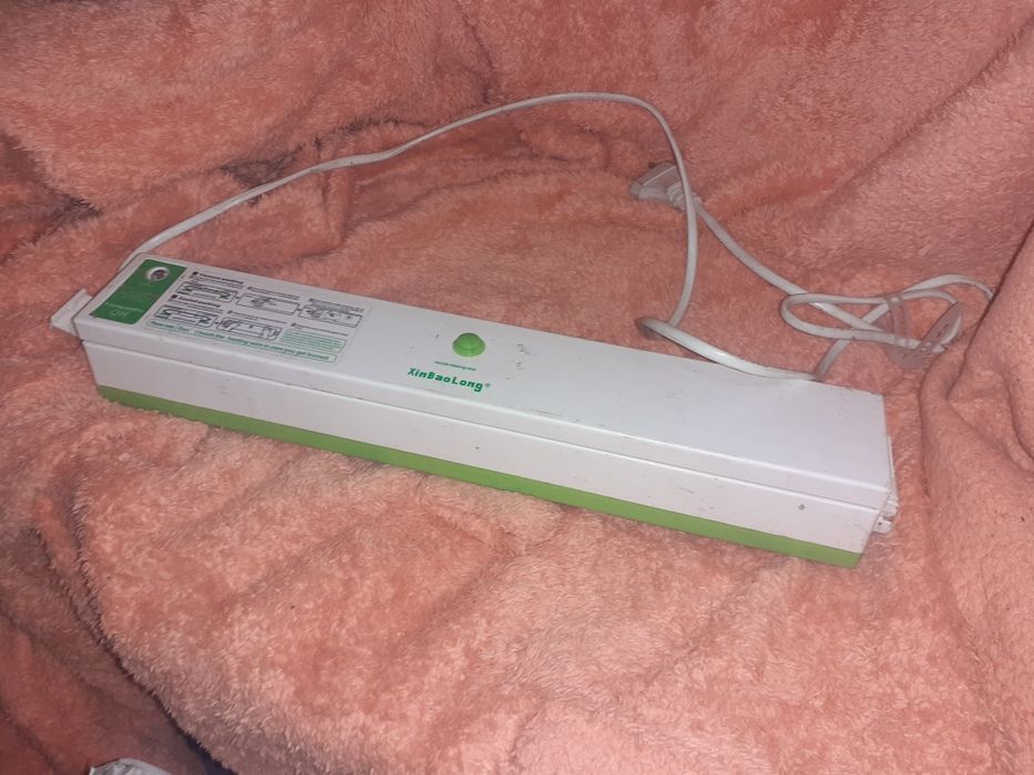 Вакууматор автоматичний вакуумний пакувальник Freshpack Pro G-88