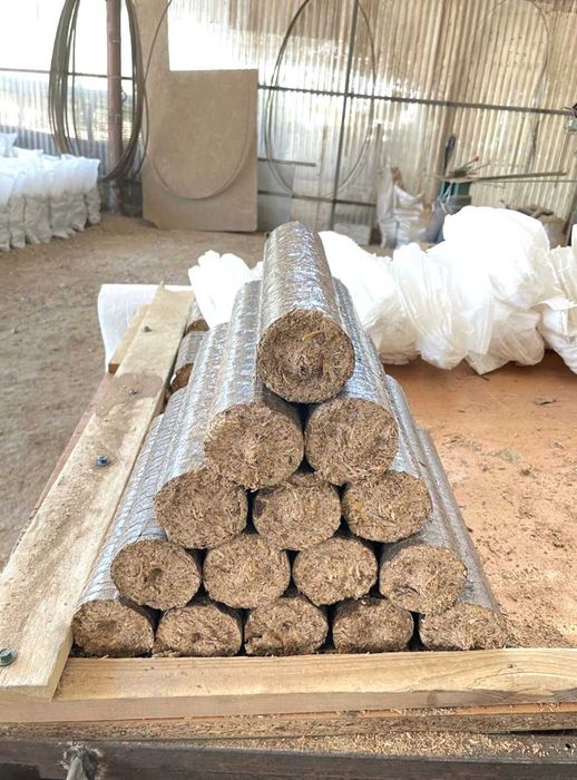 Вугілля брикети пелети ефективне джерело тепла