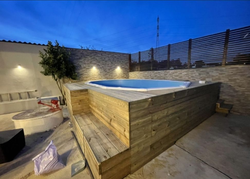 Deck's piscinas terraços, pergulas,telheiros,vedações,alpendres.