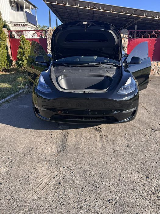 Тесла У, tesla Y