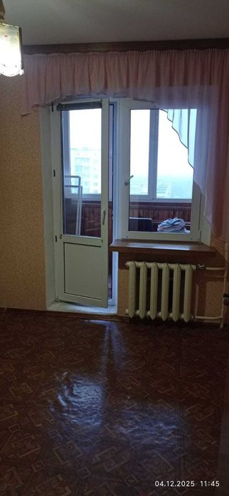 продам свою 1-кімн квартиру на проспекті Лісовий 35