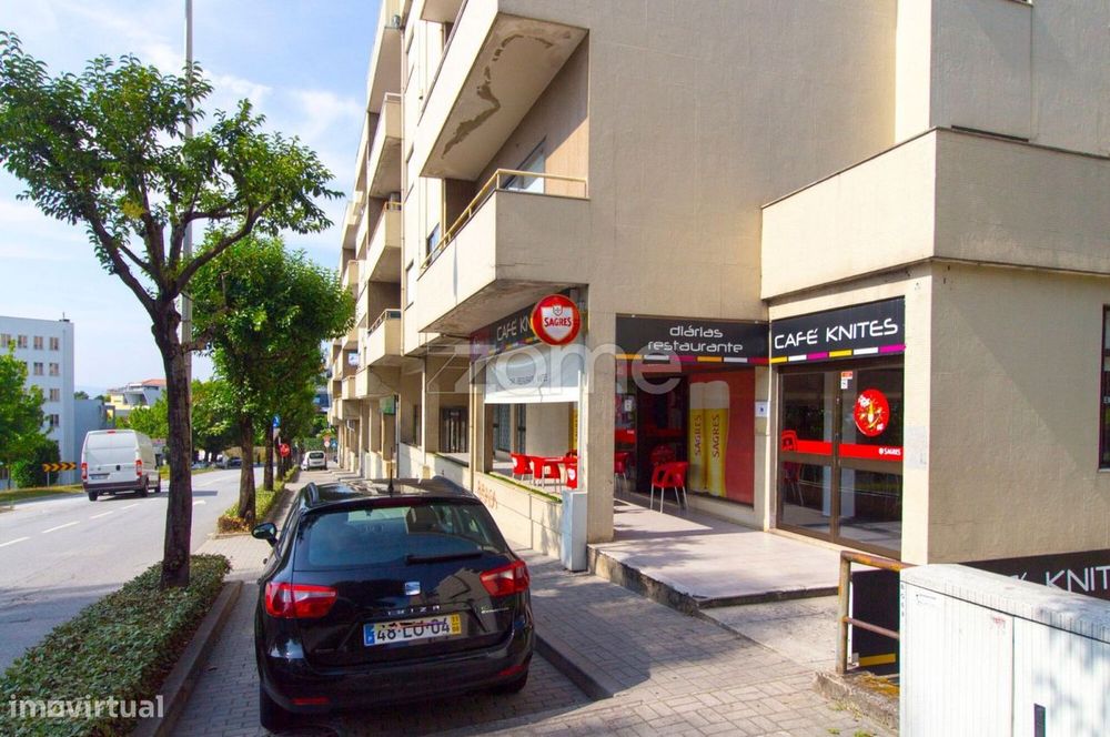 Café para trespasse em S. Vicente, Braga