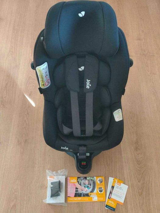Cadeira auto de criança semi nova.