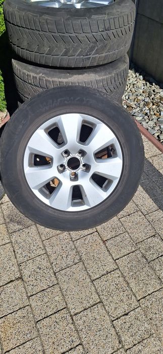 Audi A6 felgi aluminiowe + opony zimowe VREDESTEIN 225/60 R16 koła zimowe komplet