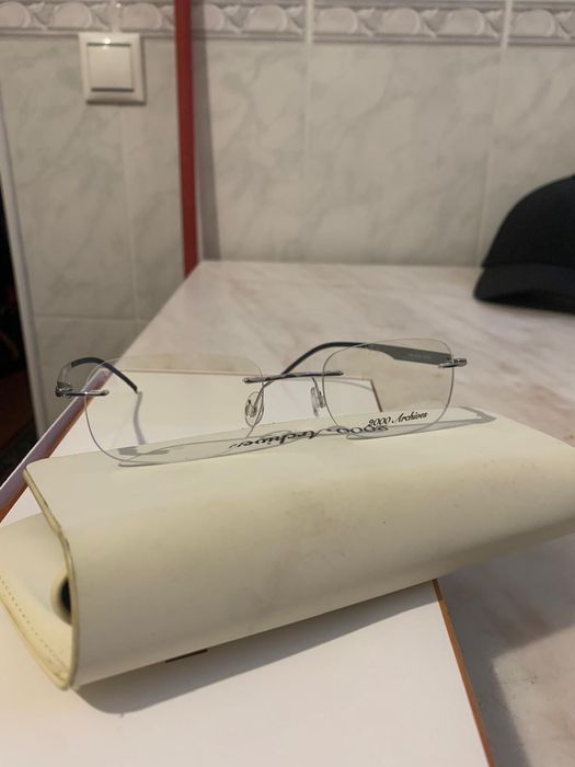 2000 Archives THAT GLASSES 01 Gunmetal – Como a Karina (aespa)
