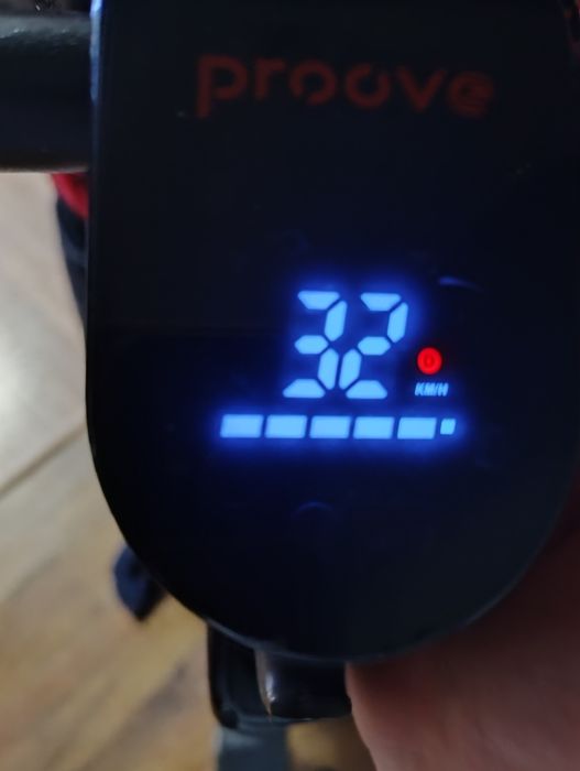Електро самокат Proove x-city-pro