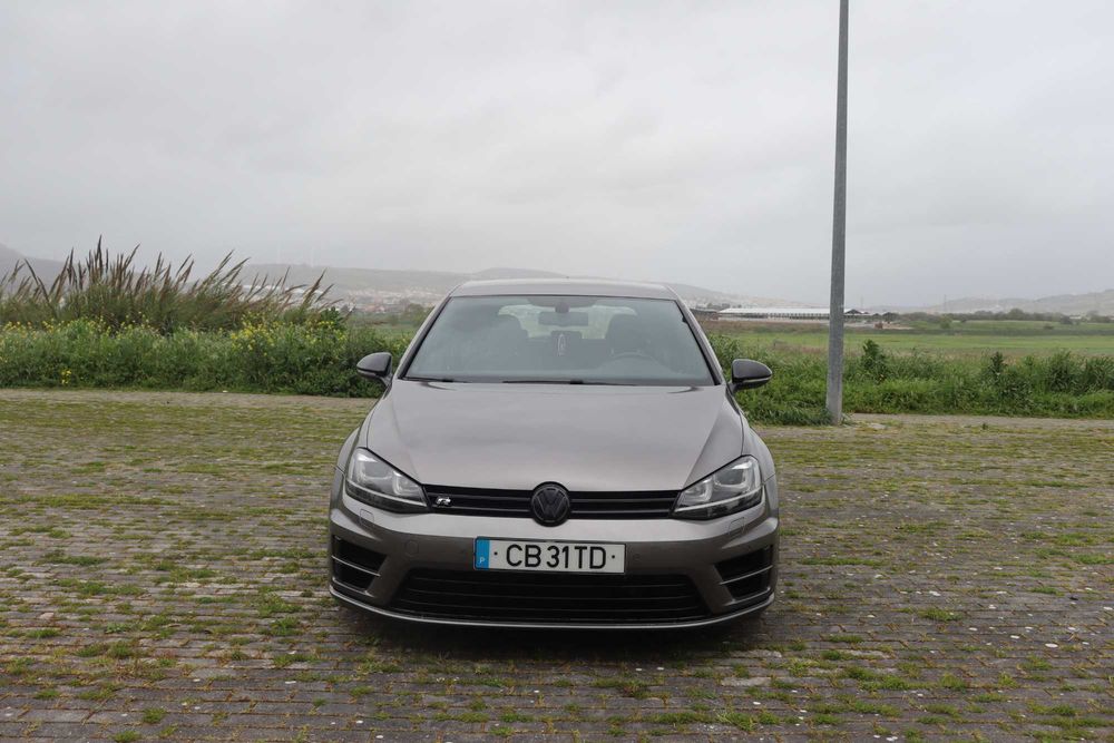 VW Golf 7R 2.0 TSI 300 cv DSG 4 portas — photo 2