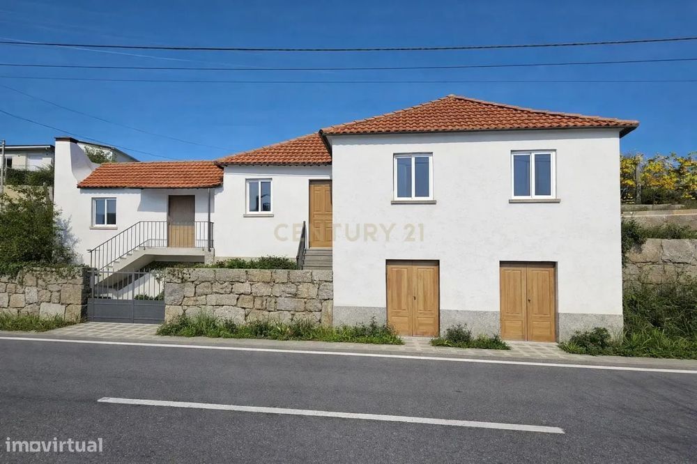 Moradia para restaurar - Constance, MCN