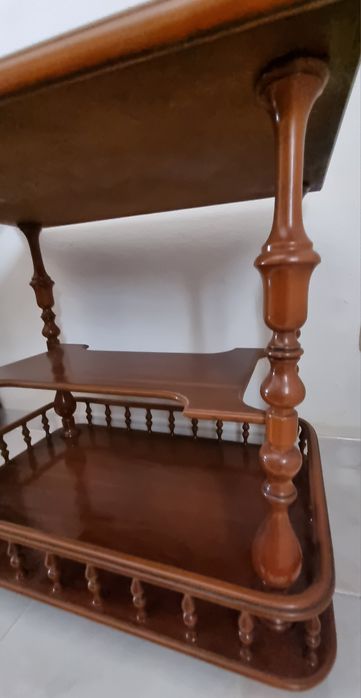 Carrinho de chá, em madeira