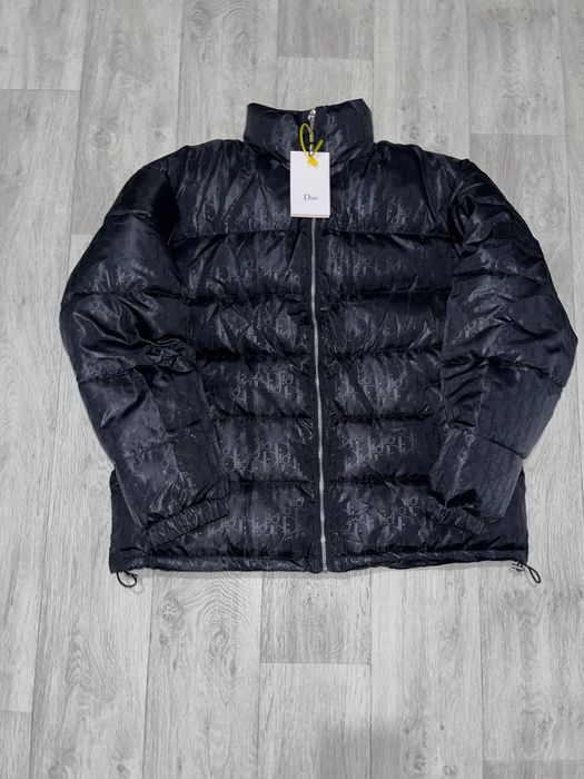 Стильний пуховичок Dior m/l