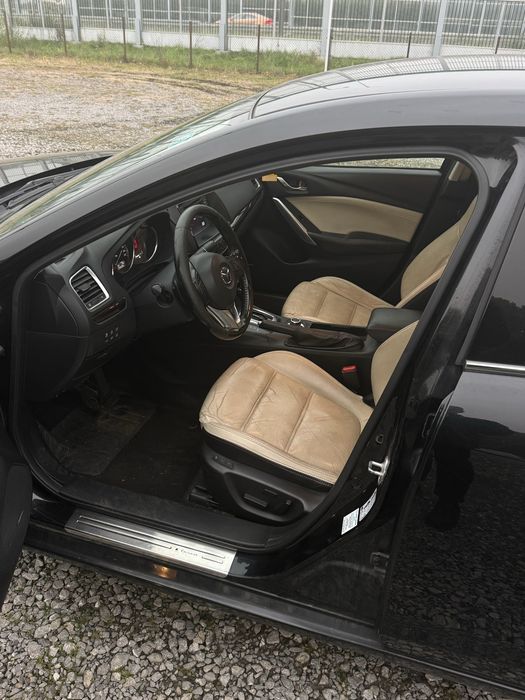 Mazda salon Polska