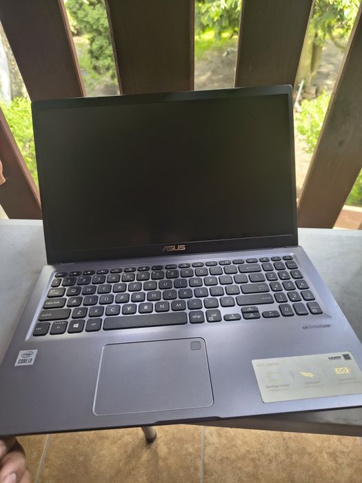 Sprzedam laptopa