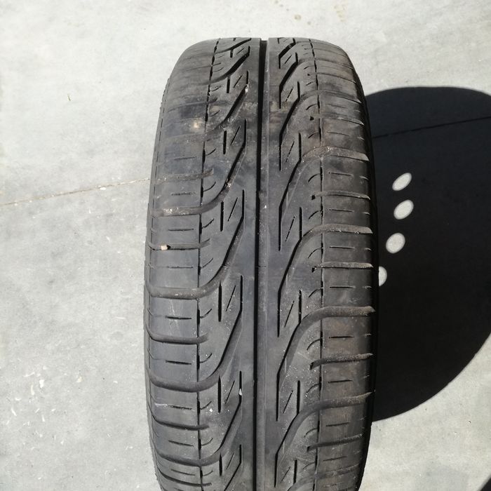 Pneu Pirelli P6000 dimensão 205/55 e jante novos.