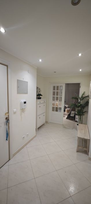 Apartamento T2 com garagem