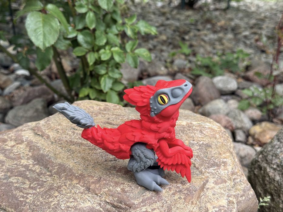 Dinozaur Pyroraptor 3D – ruchoma figurka inspirowana pierzastym drapieżnikiem