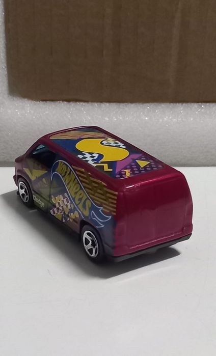 Dodge van hot wheels