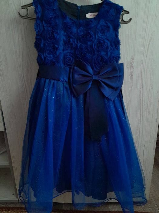 Святкові сукні для дівчинки