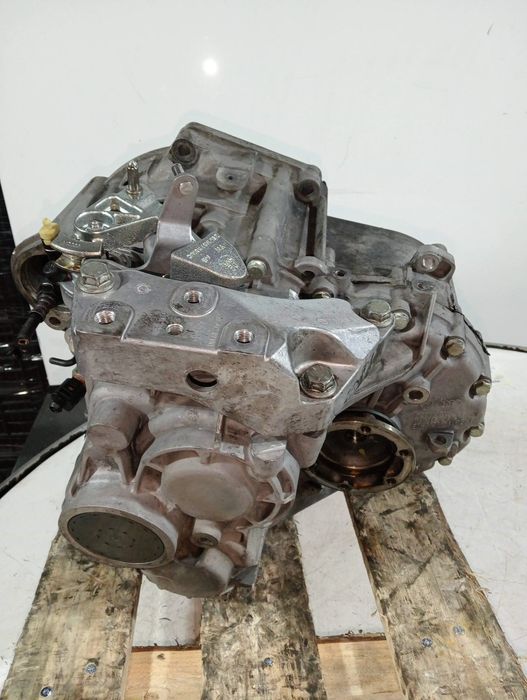 Caixa De Velocidades VOLKSWAGEN TOURAN (1T1) Highline GNE 27023 14 1017 039